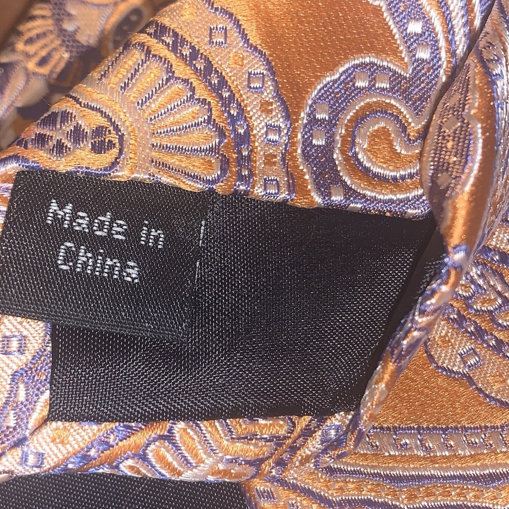 Michael Michael Kors 100% Silk Men's Neck Tie Paisley Peachy Gold 58" X 3 1/4" - Picture 3 of 4